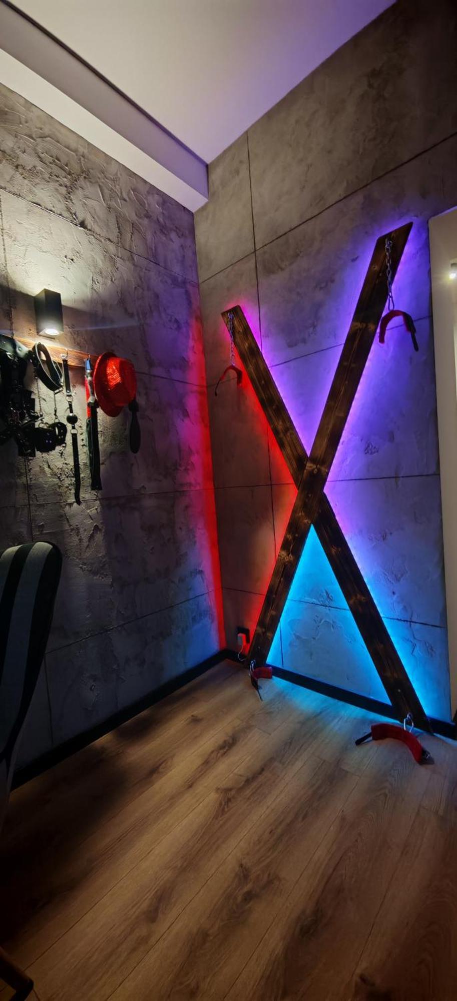 Apartment Secret Bdsm *